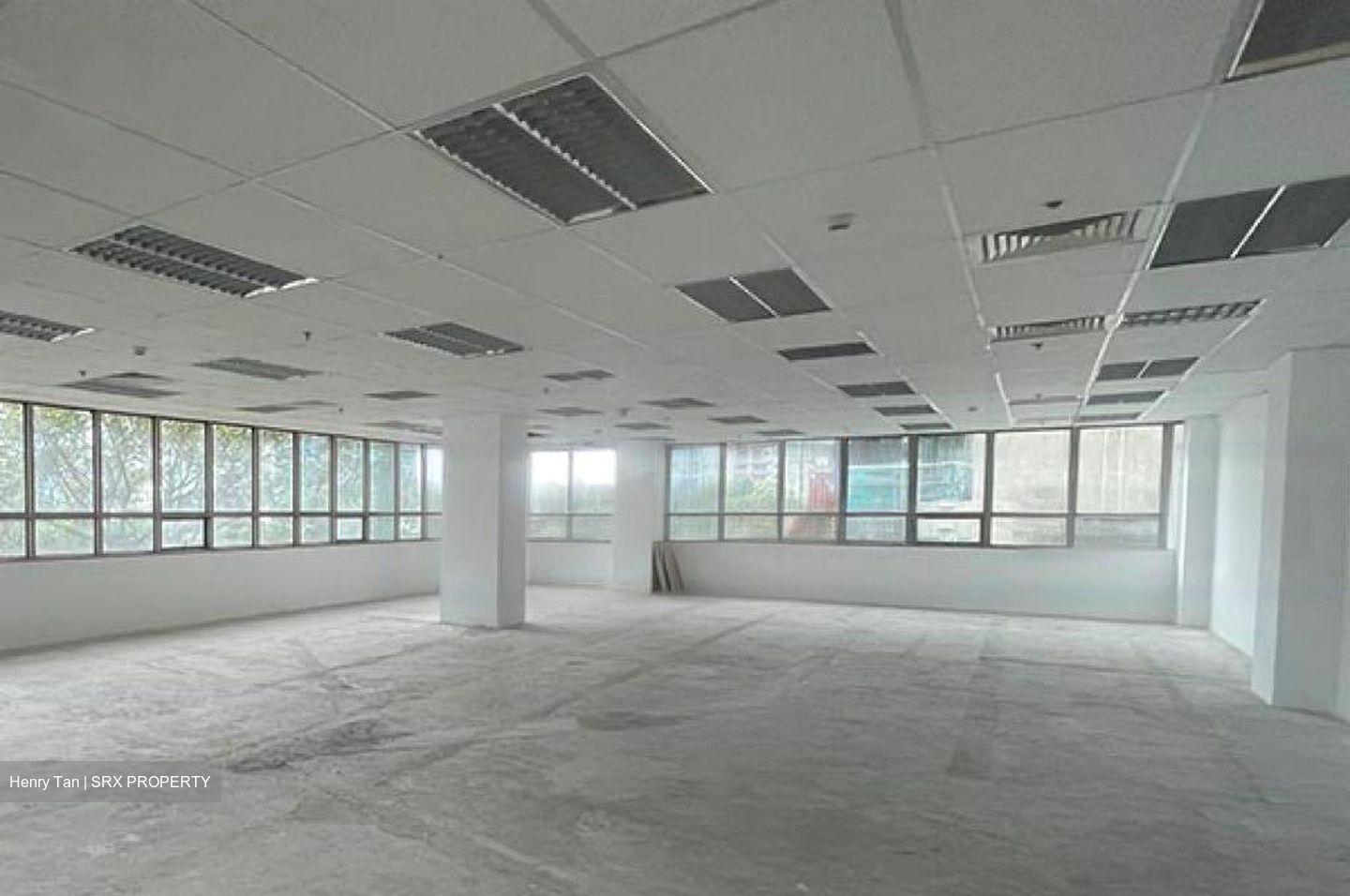 Central Plaza (D3), Office #452654001